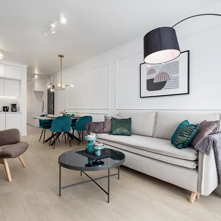 Apartment Plac Slowianski Stylish With Balcony Center By Renters
