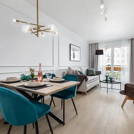 Plac Slowianski Stylish With Balcony Center By Renters * Swinemünde